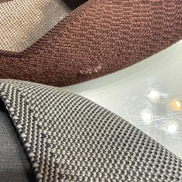 Bundle 2 pairs Rothy's brown and grey pointy toe flats - Picture 4 of 8